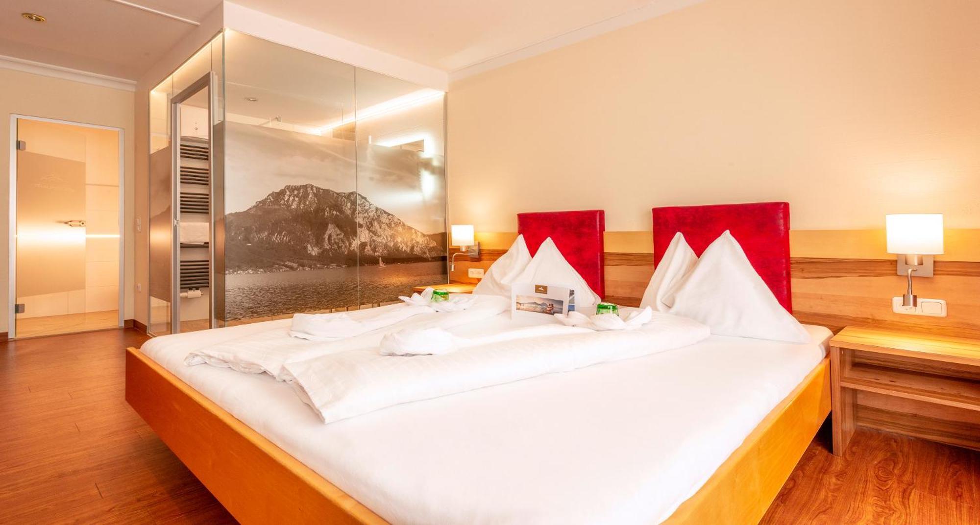 Panorama Hotel Traunstein อัลท์มุนสเตอร์ ภายนอก รูปภาพ